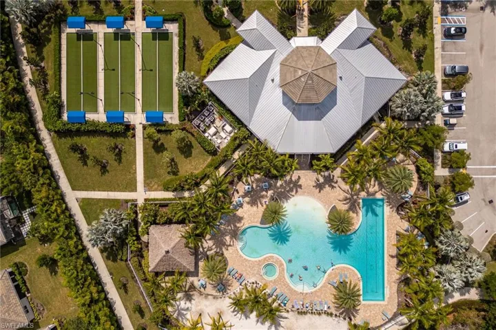 16697 Seasons Coast Dr, Bonita Springs, Florida 34135