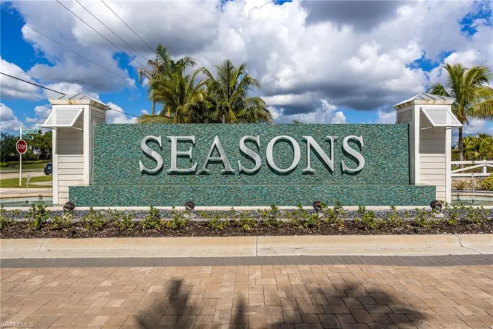 16697 Seasons Coast Dr, Bonita Springs, Florida 34135
