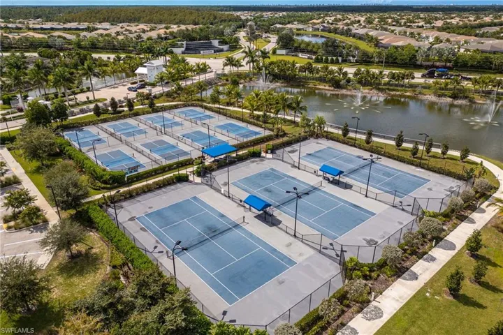 16697 Seasons Coast Dr, Bonita Springs, Florida 34135