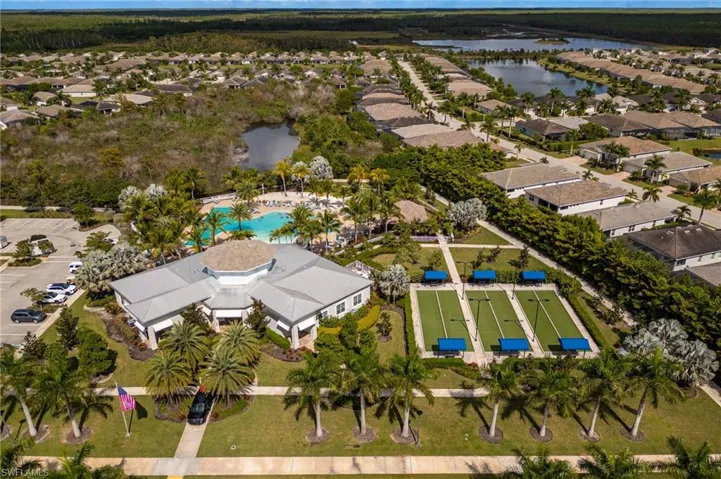 16697 Seasons Coast Dr, Bonita Springs, Florida 34135