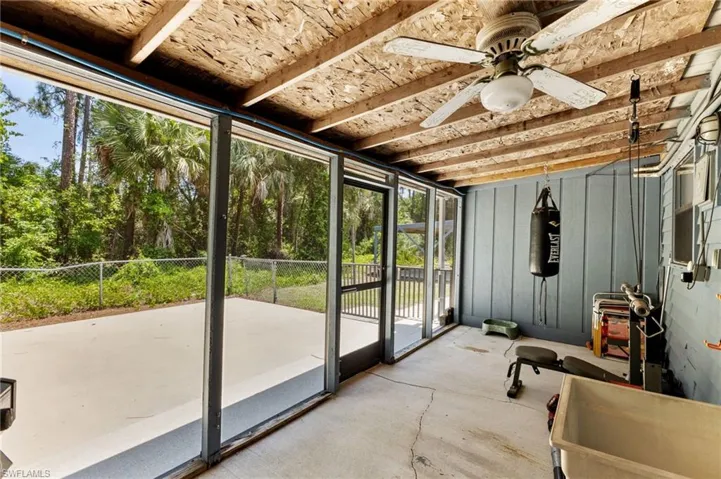 4925  Boxwood  WAY, Naples, FL 34116