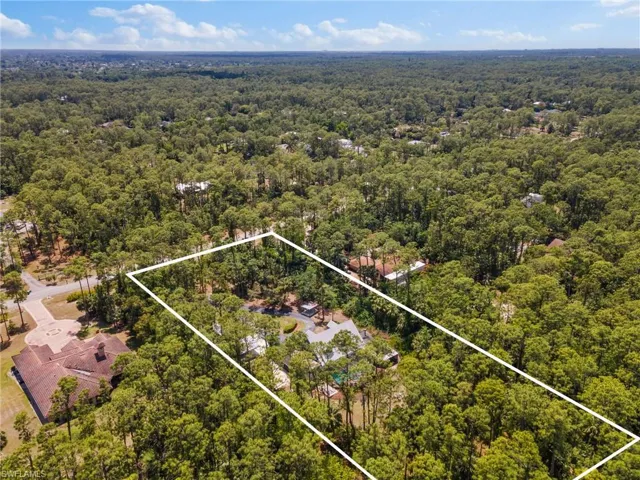 4925  Boxwood  WAY, Naples, FL 34116