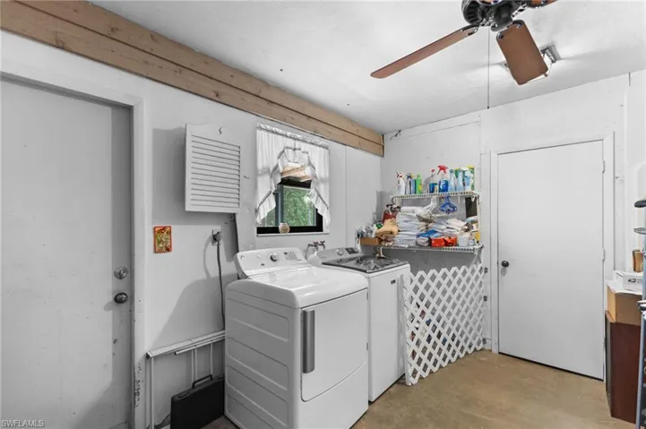 4925  Boxwood  WAY, Naples, FL 34116