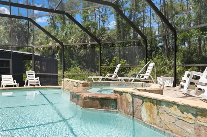 4925  Boxwood  WAY, Naples, FL 34116