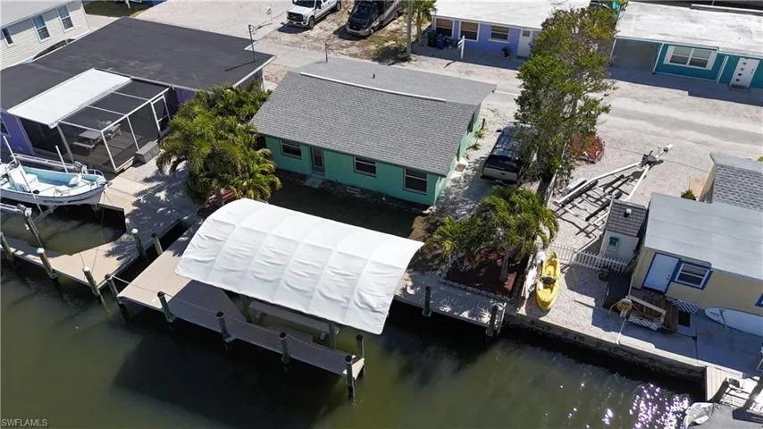2650 Coco Plum Dr, Matlacha, Florida 33993