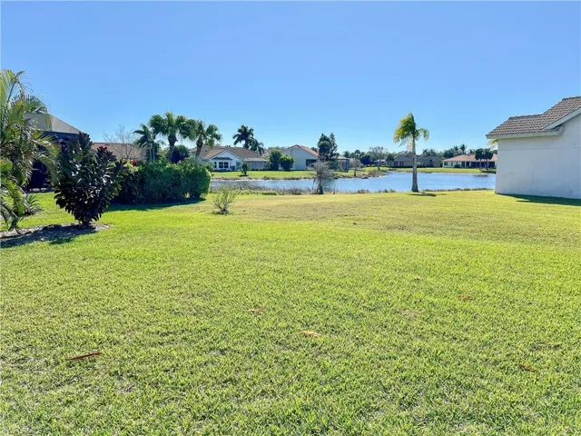 Large Lot with Lake view