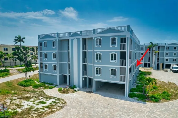 #Unit 302 - End unit  Building 3