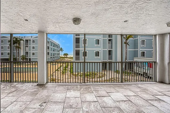Spacious lanai with view of the Gulf
