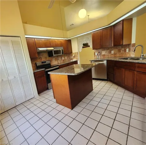 17264 Oriole Rd, Fort Myers, Florida 33967