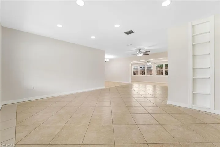1505  Paloma  DR, Fort Myers, FL 33901