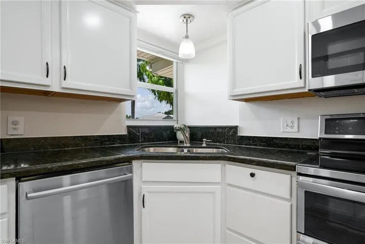 1505  Paloma  DR, Fort Myers, FL 33901