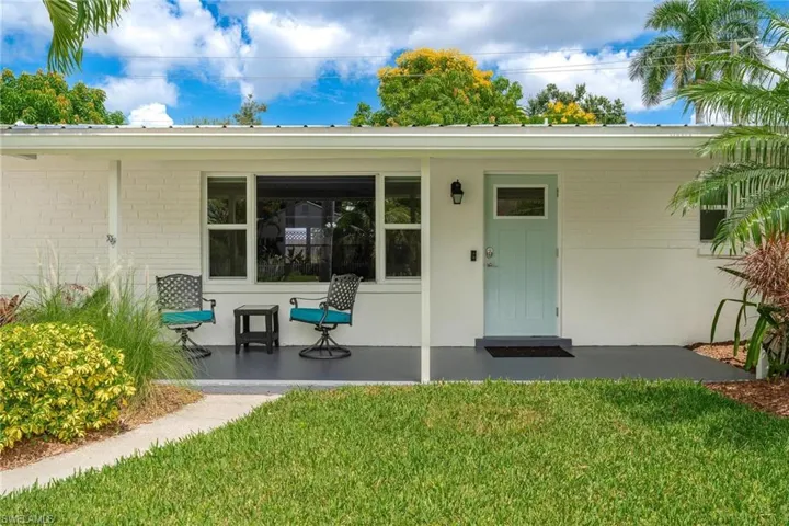 1505  Paloma  DR, Fort Myers, FL 33901