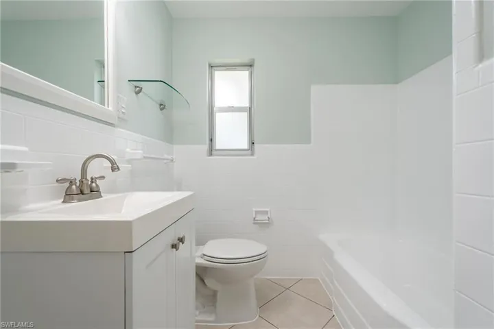 1505  Paloma  DR, Fort Myers, FL 33901