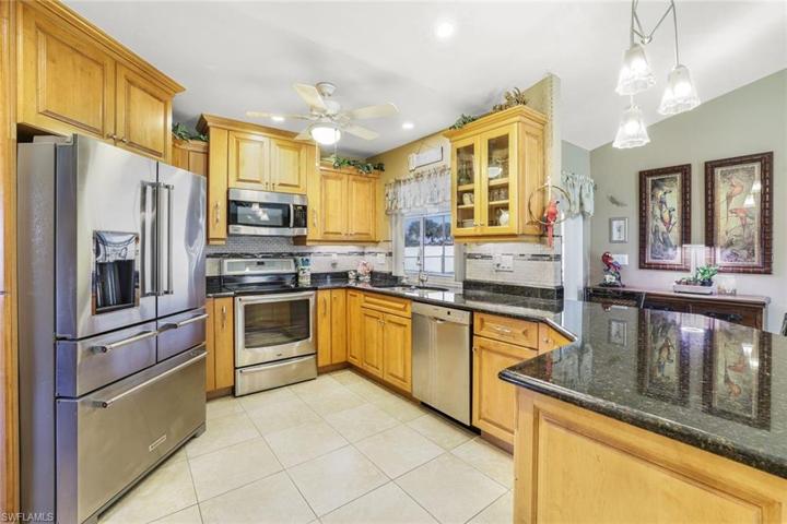 901 SE 21st  TER, CAPE CORAL, FL 33990