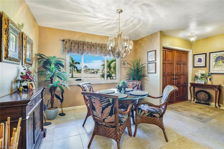 901 SE 21st  TER, CAPE CORAL, FL 33990