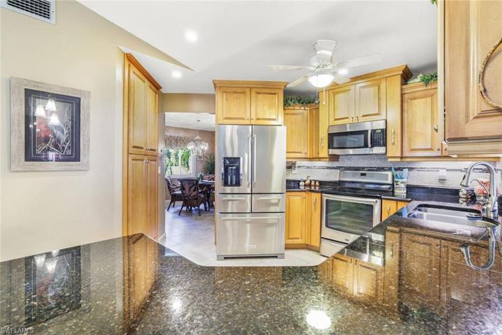 901 SE 21st  TER, CAPE CORAL, FL 33990