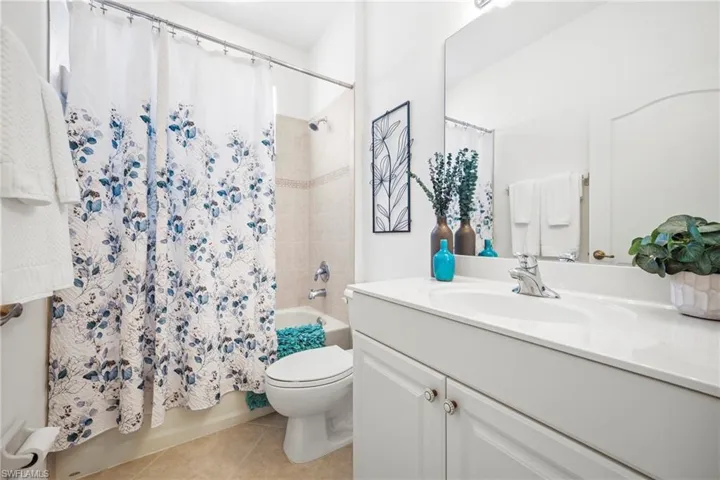 20480 Torre Del Lago St, Estero, Florida 33928