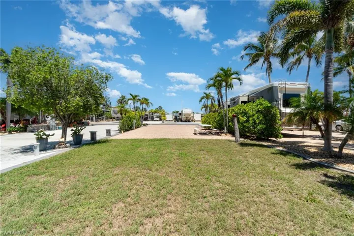 Back lawn to street