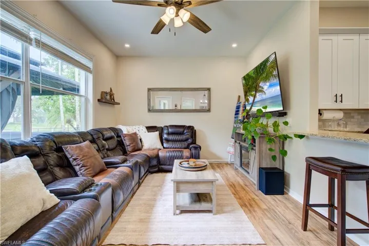 3442 Allegheny Ct, Naples, Florida 34120