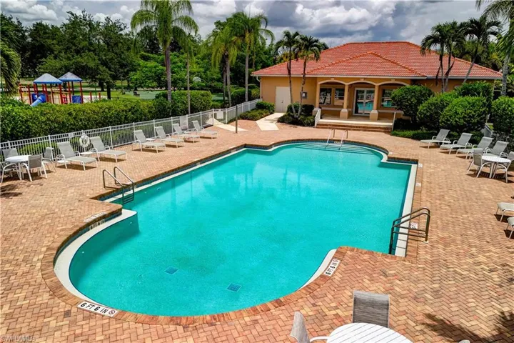 3442 Allegheny Ct, Naples, Florida 34120