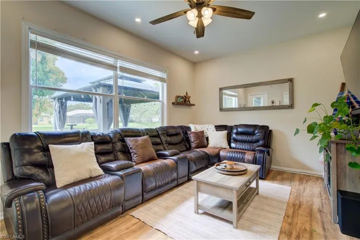 3442 Allegheny Ct, Naples, Florida 34120