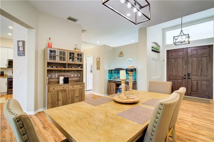3442 Allegheny Ct, Naples, Florida 34120