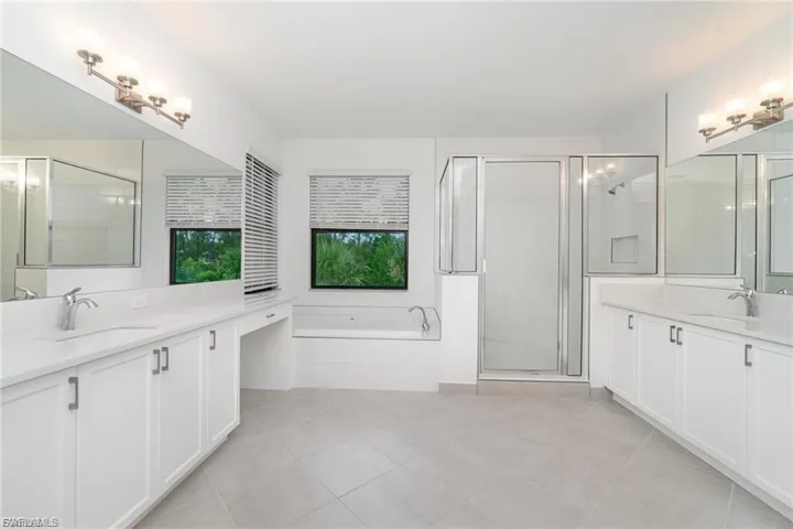 12750 Woodbury Dr, Estero, Florida 33928