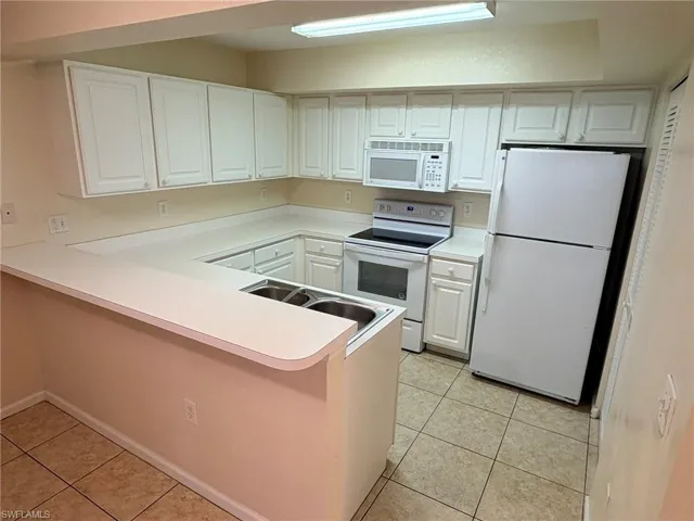 4121 Residence Dr Residence Dr 305, Fort Myers, Florida 33901