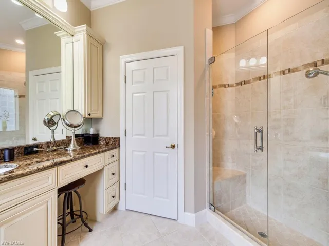 16083  Parque  LN, Naples, FL 34110