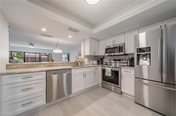 820  Meadowland  DR, Naples, FL 34108