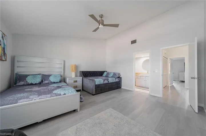 820  Meadowland  DR, Naples, FL 34108