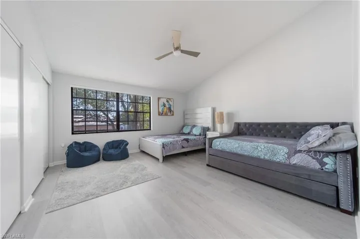 820  Meadowland  DR, Naples, FL 34108