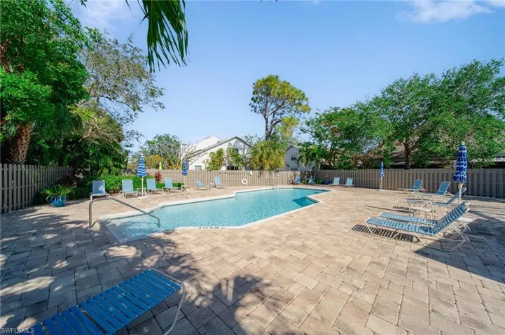 820  Meadowland  DR, Naples, FL 34108