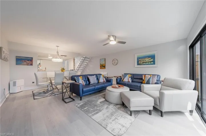 820  Meadowland  DR, Naples, FL 34108