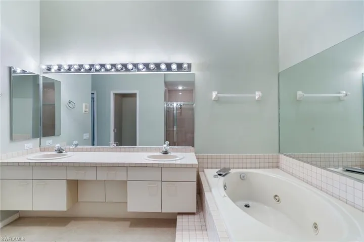 11718 Quail Village Way # 17, Naples Fl 34119