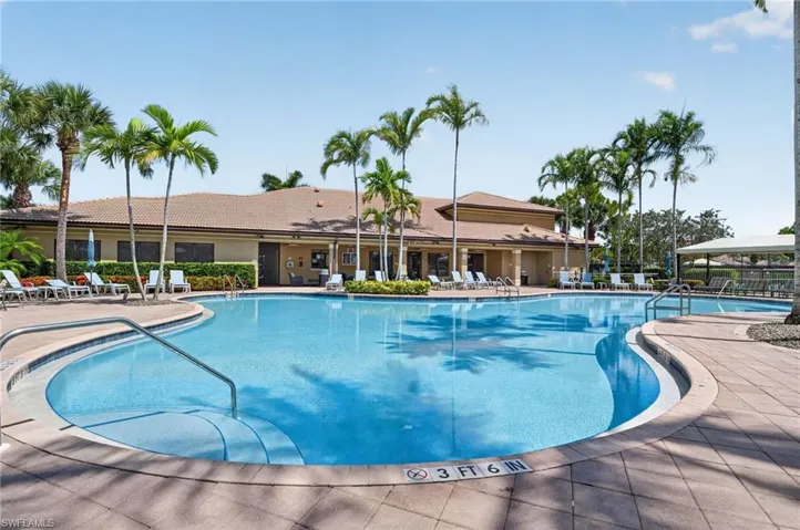 6598  Monterey  PT, Naples, FL 34105
