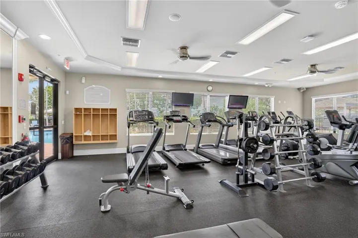6598  Monterey  PT, Naples, FL 34105