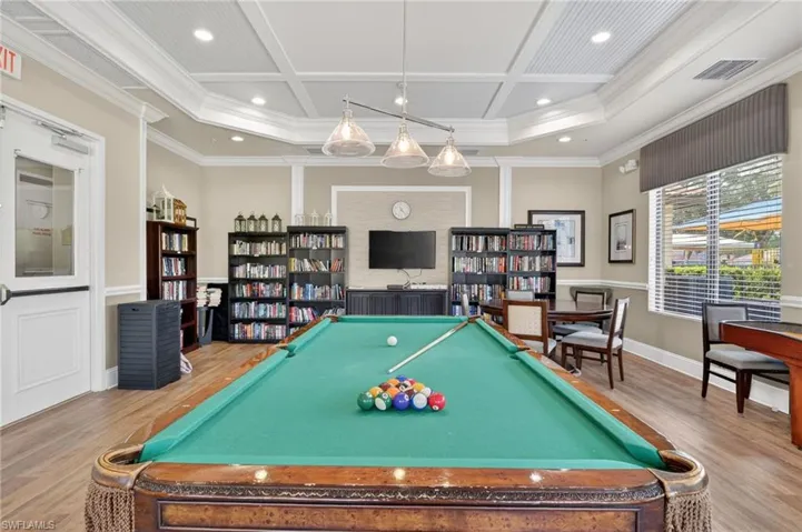 6598  Monterey  PT, Naples, FL 34105