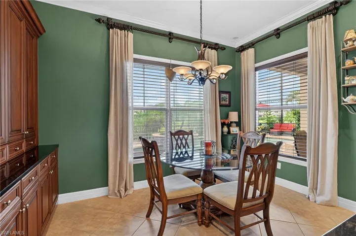 6598  Monterey  PT, Naples, FL 34105