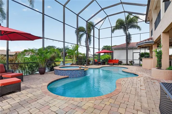 6598  Monterey  PT, Naples, FL 34105