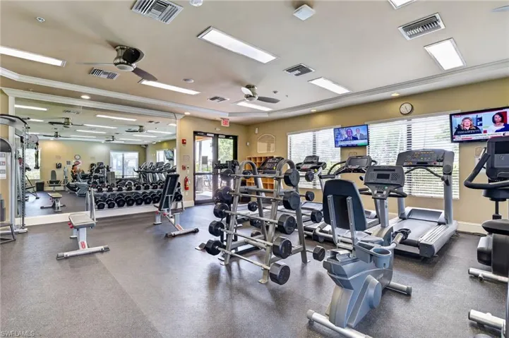 6598  Monterey  PT, Naples, FL 34105
