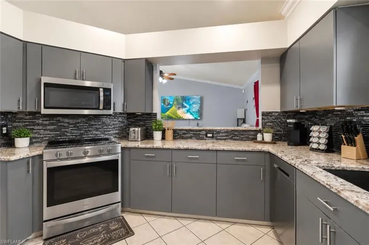 32 Lincoln Ave, Lehigh Acres, Florida 33936