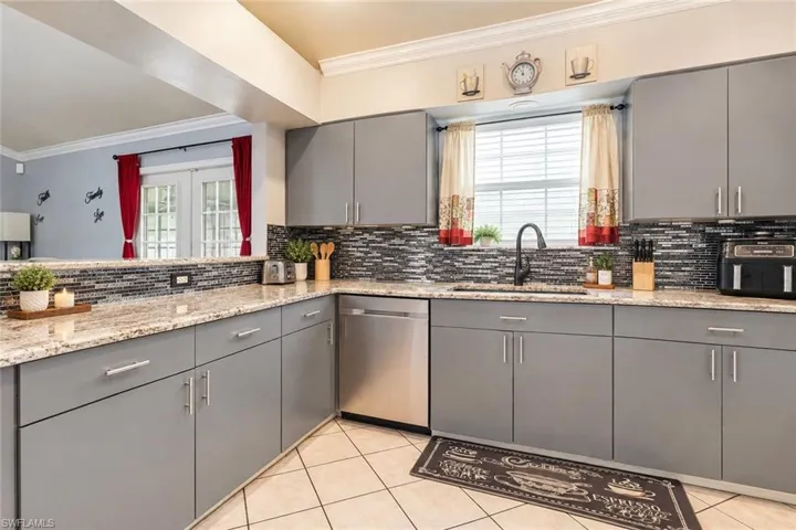 32 Lincoln Ave, Lehigh Acres, Florida 33936