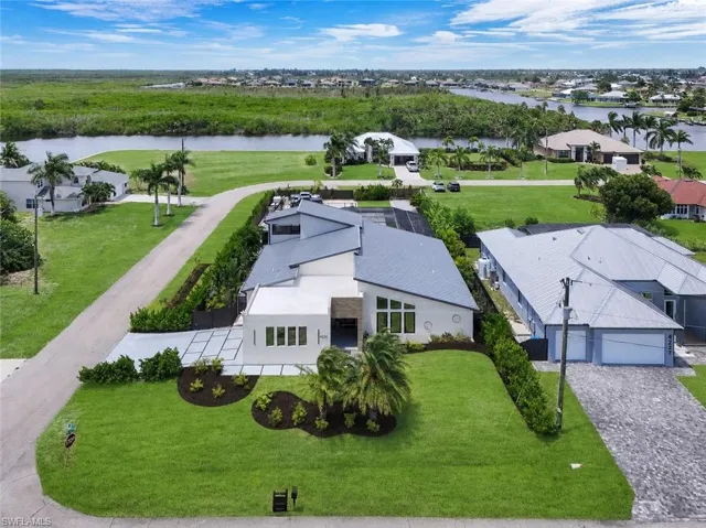4231 Nw 12th Ln, Cape Coral, Florida 33993