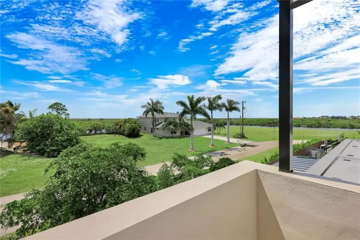 4231 Nw 12th Ln, Cape Coral, Florida 33993