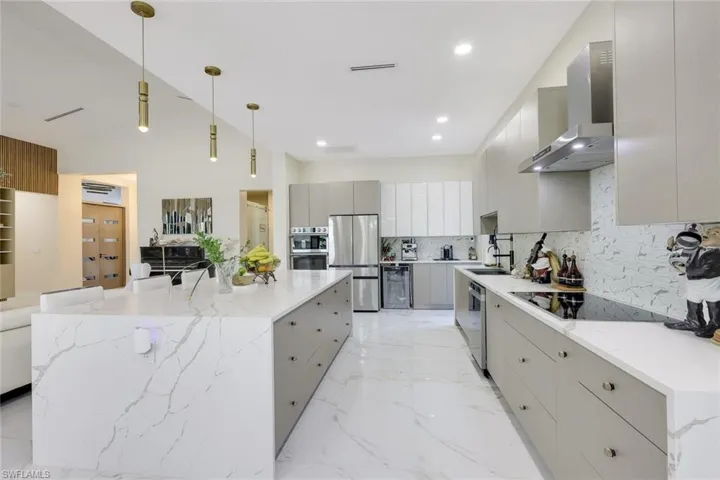 4231 Nw 12th Ln, Cape Coral, Florida 33993