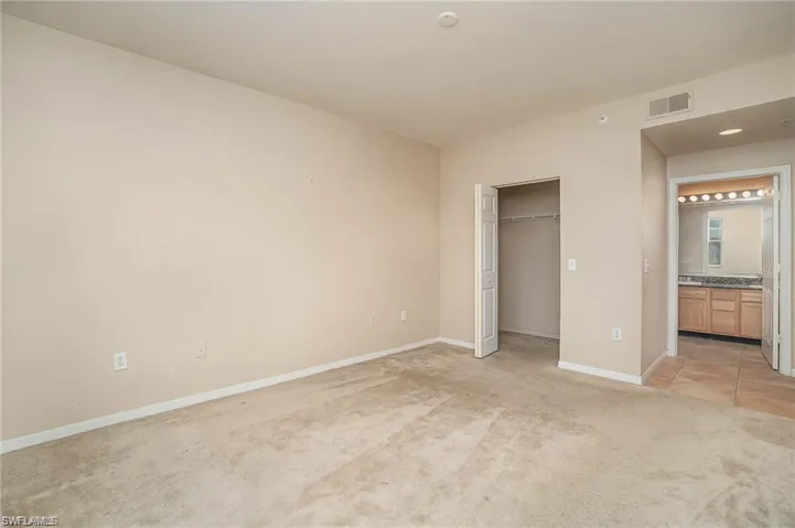 7985  Preserve  CIR, Naples, FL 34119
