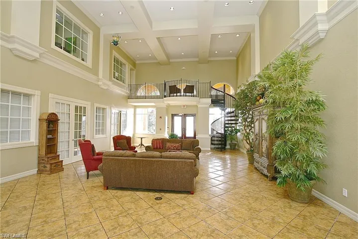 7985  Preserve  CIR, Naples, FL 34119