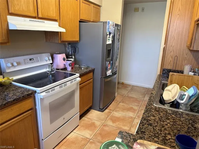 7985  Preserve  CIR, Naples, FL 34119