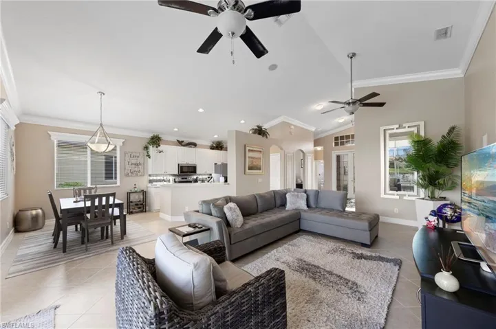 15586 Alton Dr, Fort Myers, Florida 33908
